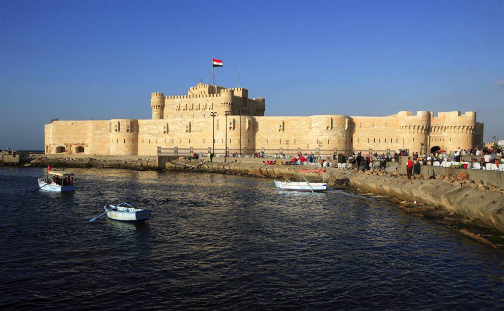 a photo showing the Great Citadel of Qaitbay in Alexandria